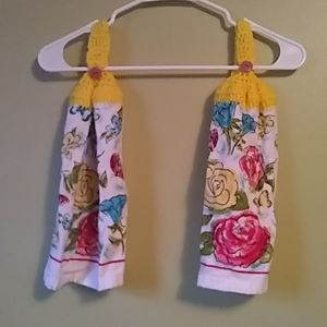 Matching stove hand towels